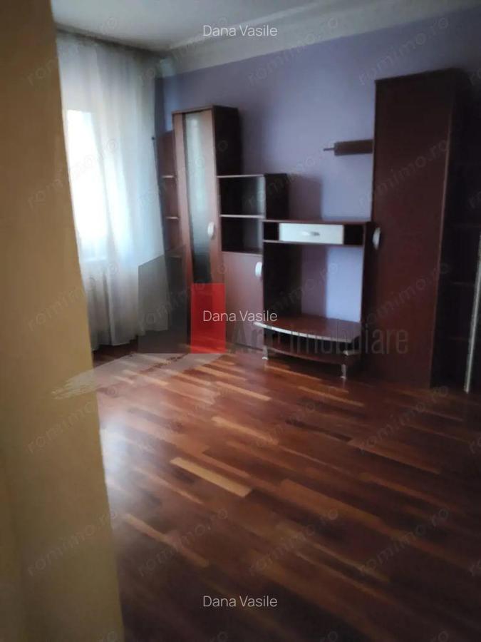 Vand apartament 2 camere tineretului - 1