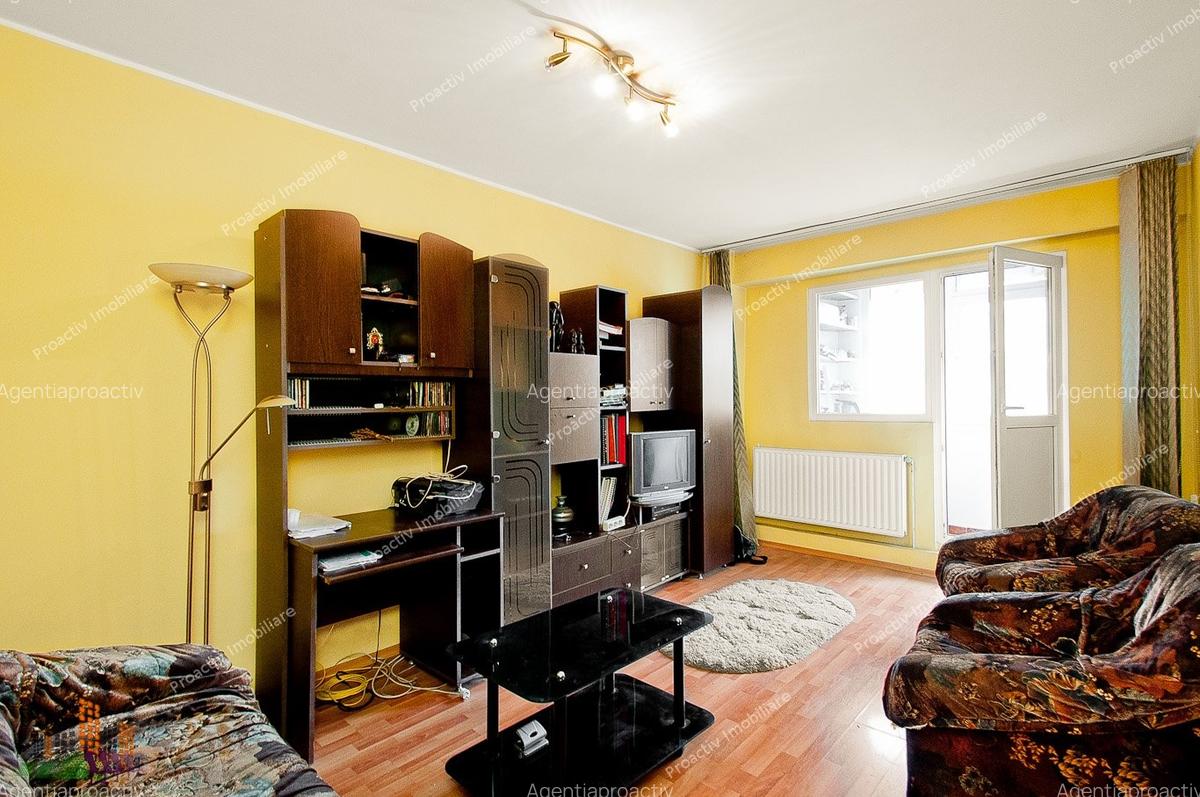 Apartament cu 3 camere, decomandat, Siderurgiștilor, etaj 2, suprafață 76,66 mp - 2