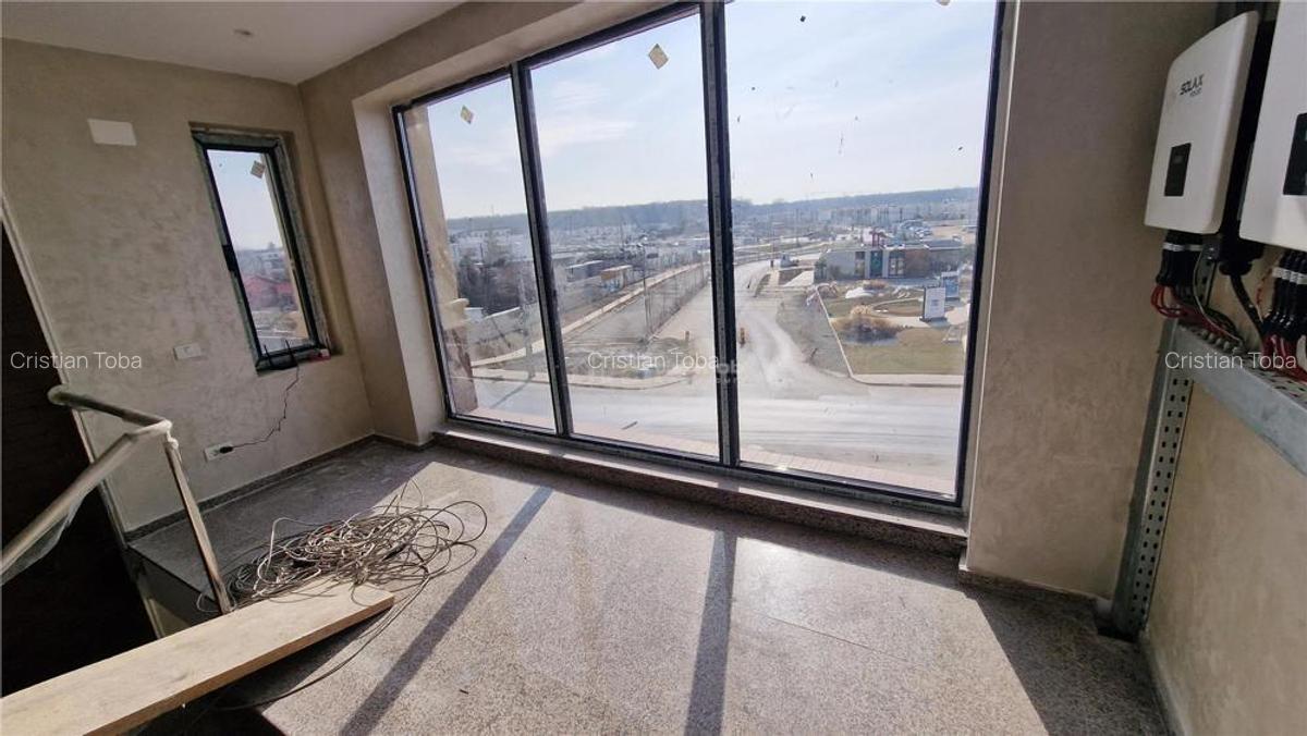 Spatiu comercial - Tunari - 1156mp utili - constructie noua - P + 2 etaje - 10