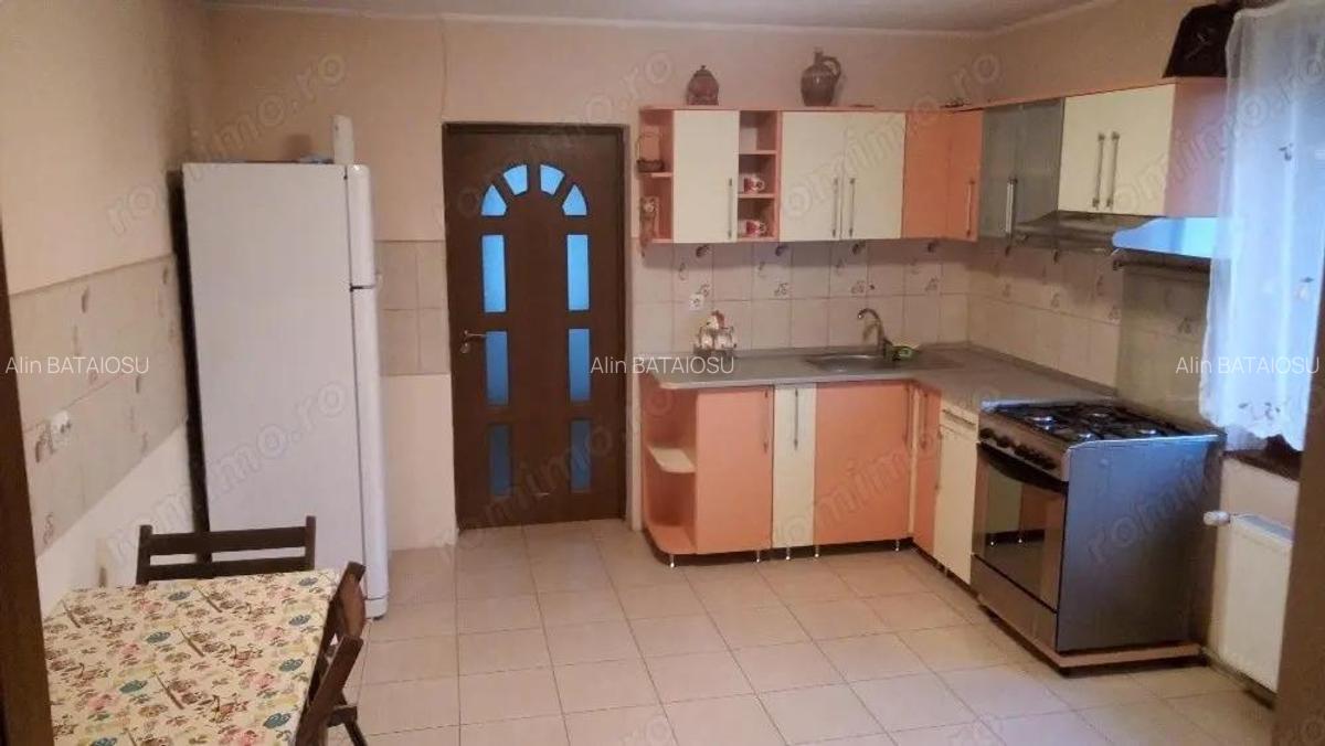 Casa ultracentral de inchiriat - 10 Casa ultracentral de inchiriat - 10