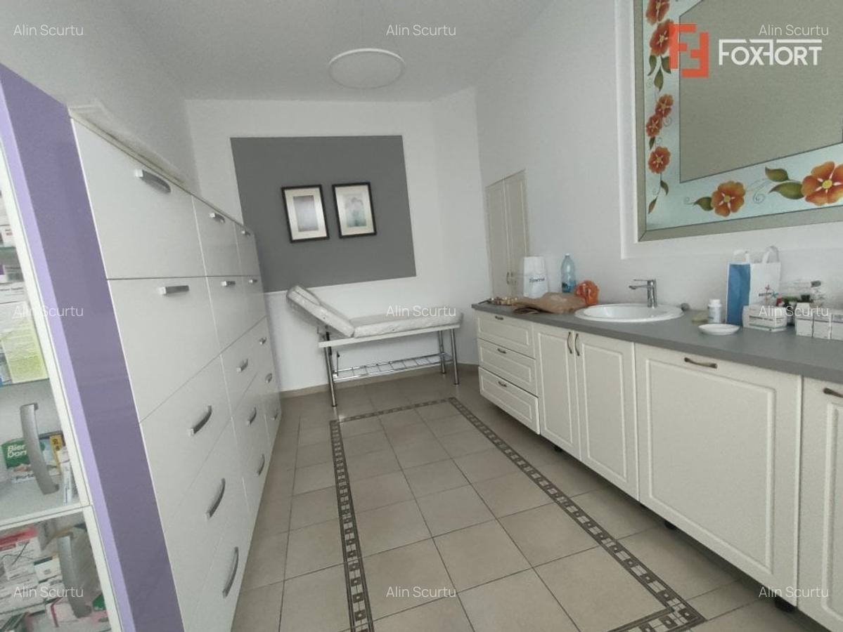 Ture in cabinet medical de inchiriat in incinta DENOVOCLINIC - 3