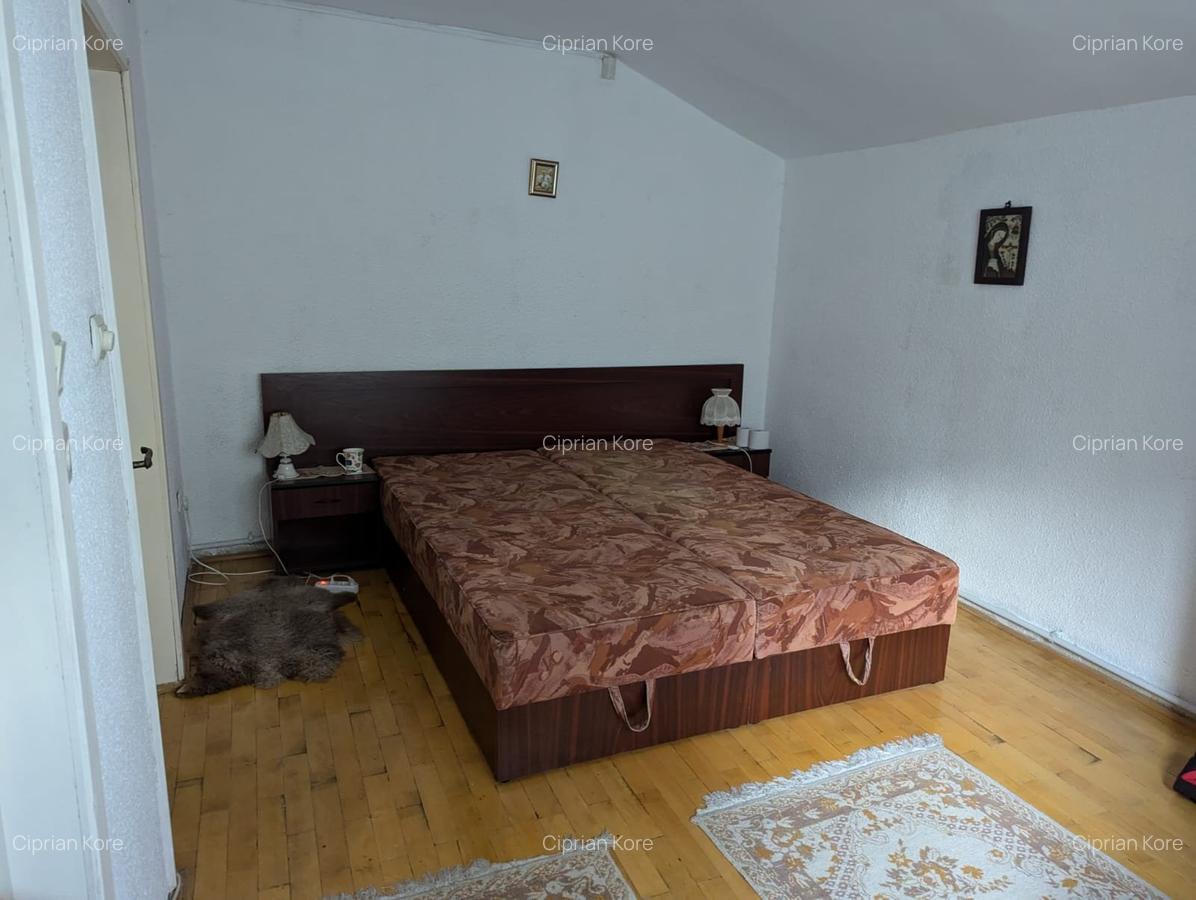 Apartament cu 3 camere in vila de vânzare în Bușteni - 2