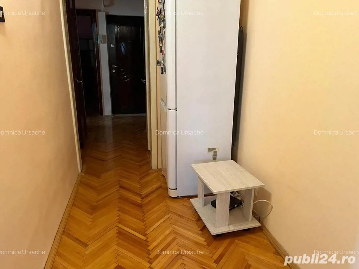 Inchiriez apartament cu 3 camere - 1 Inchiriez apartament cu 3 camere - 1