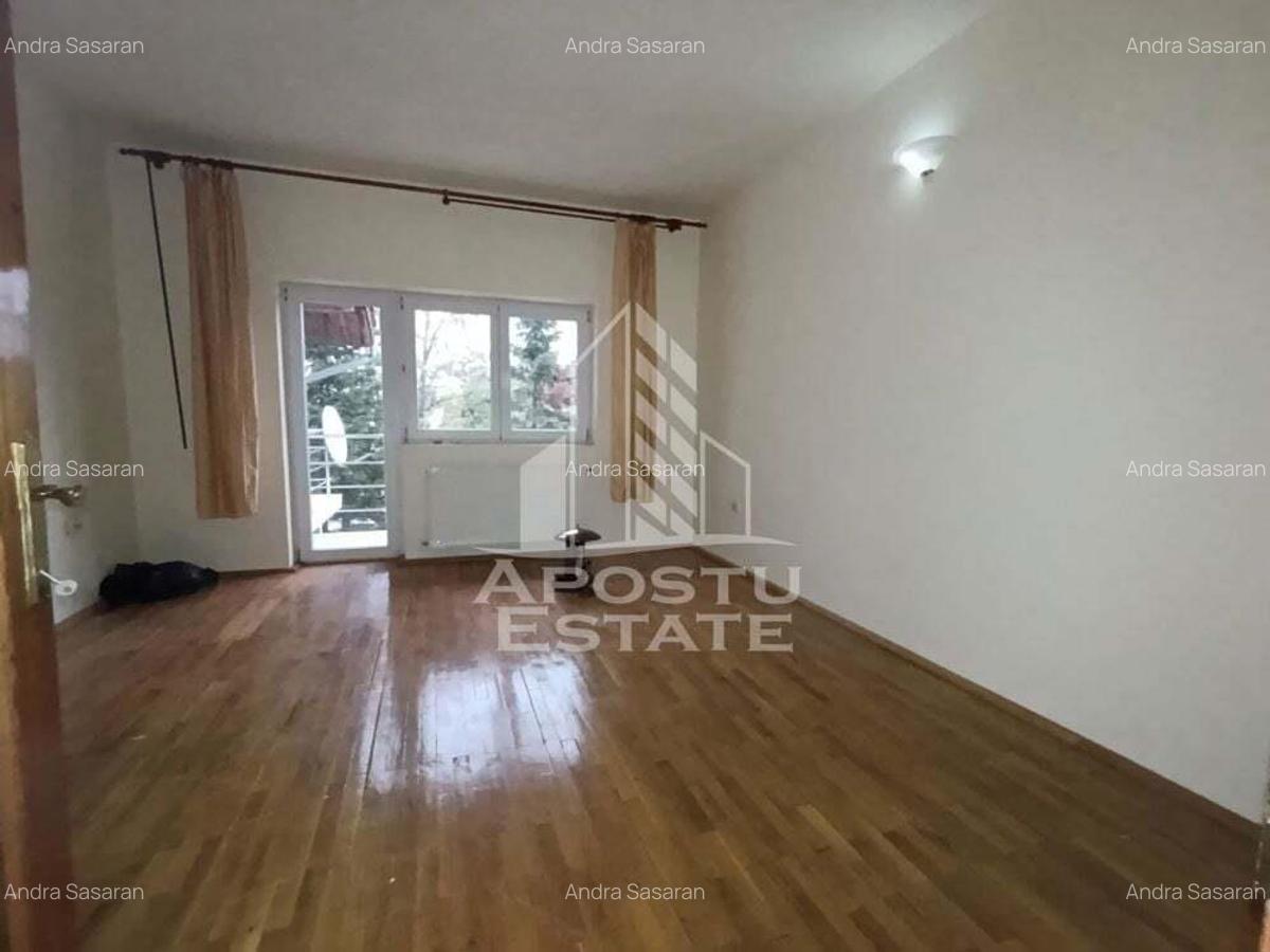 Vila spa?ioasa cu piscina ?i teren generos (2500 mp) + teren de tenis! - 18