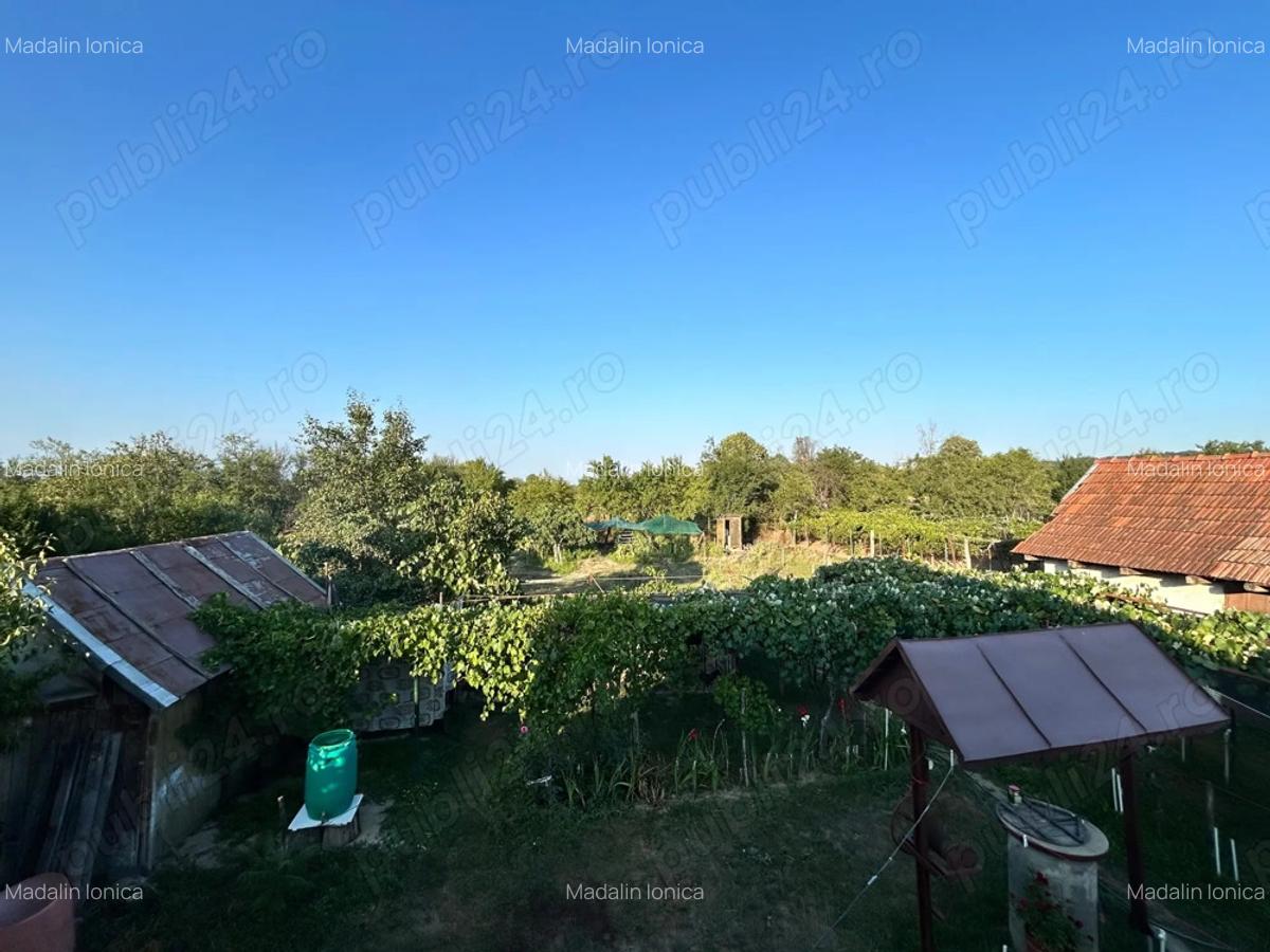 Vand casa batranesca + 1000mp teren intravilan, com. Dragutesti, sat Urechesti - 4