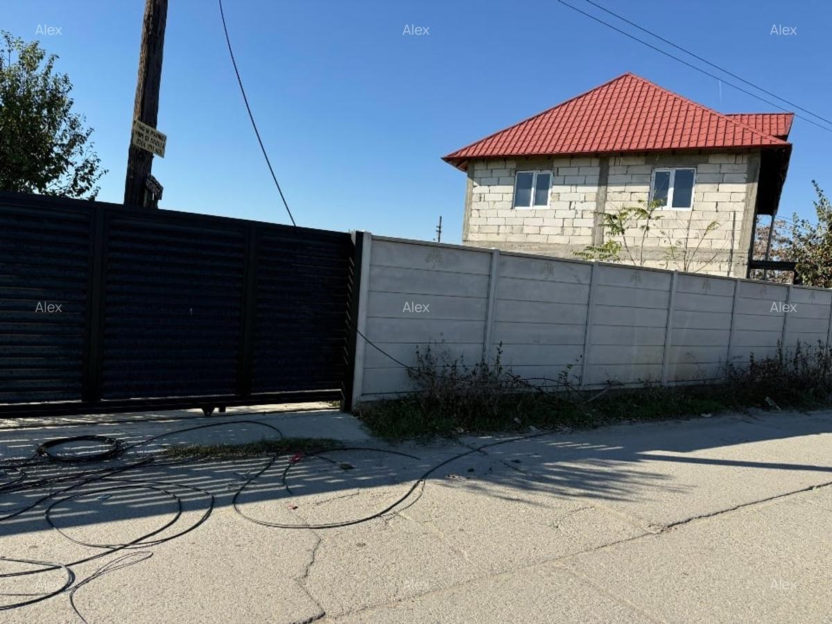 Teren cu acces facil si toate utilitățile disponibile - 2