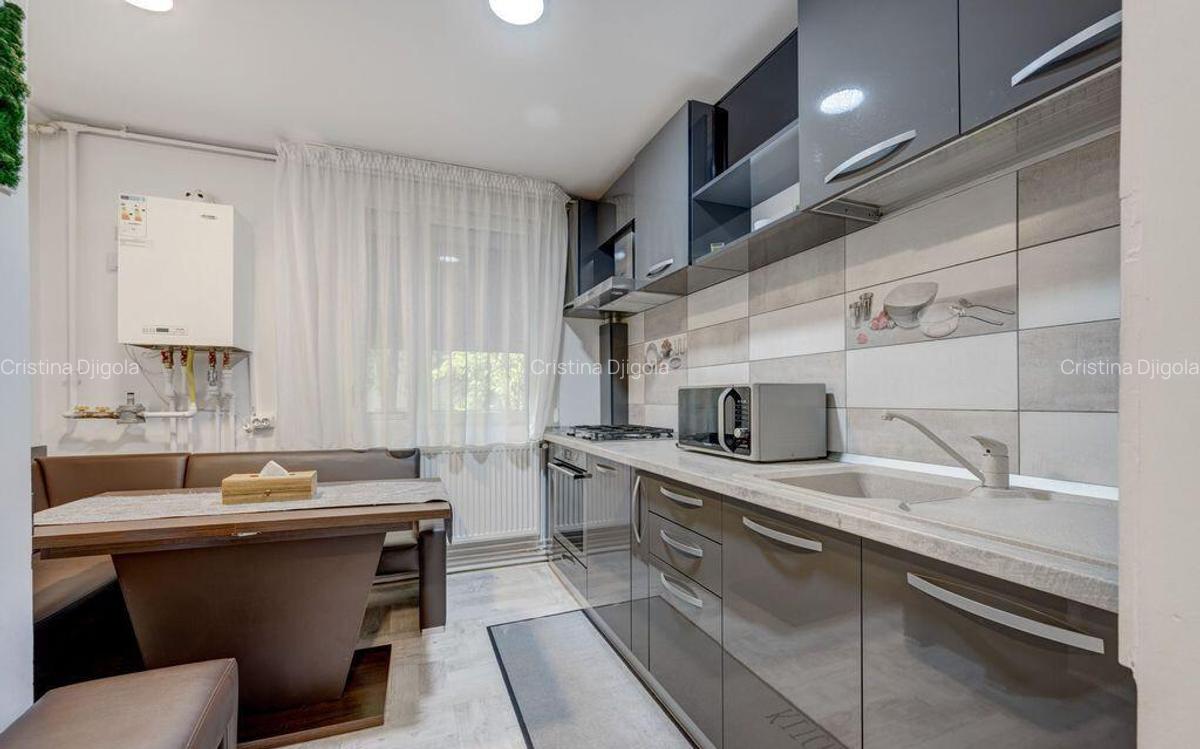 Apart.3 cam. decoman. Parter/4+renovat total+centrala ! D... - 6