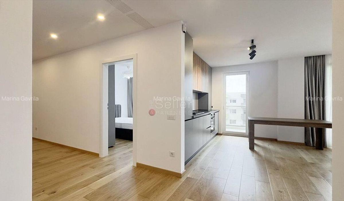 Suprafata Generoasa, Complex residential modern - 3