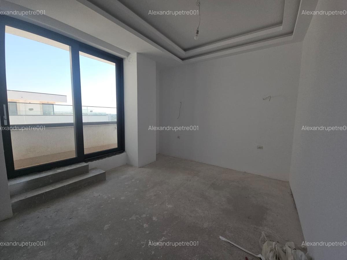 Penthouse 583 mp cu piscina, jacuzzi si vedere panoramica | Trafic Greu - 19