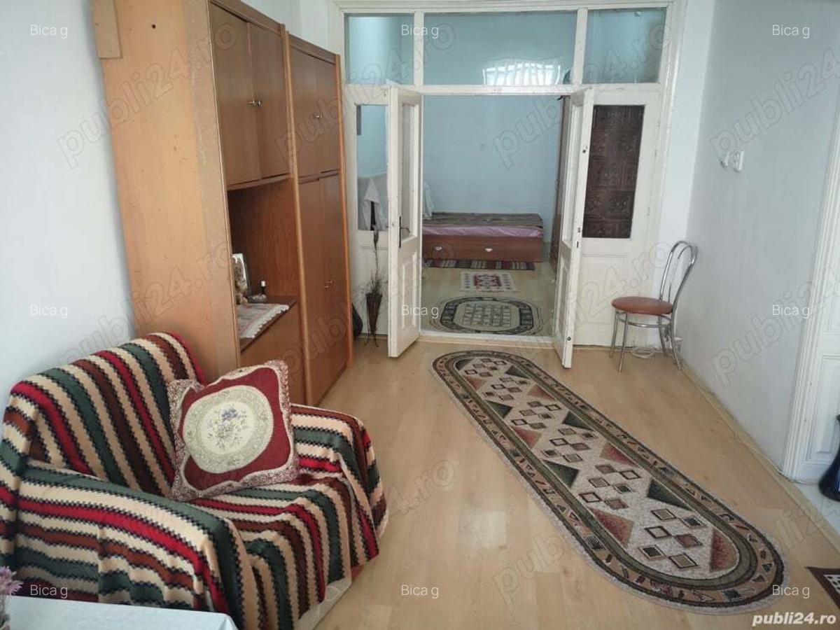 Vand casa oras Tulcea, zona ultracentrala - 8