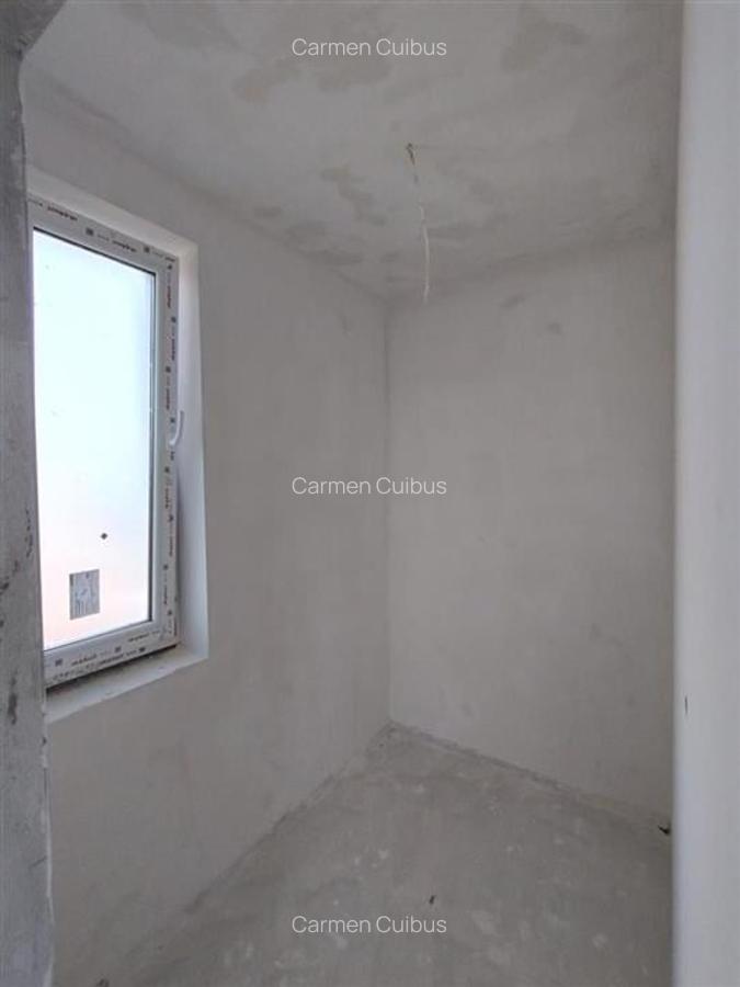 RECO Case insiruite cu trei camere in Sanmartin - 5