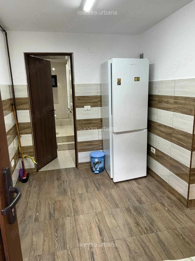 Vanzare Ap. 2 cam. , Zona P-ta Reconcilierii , Demisol , OFERTA - 1