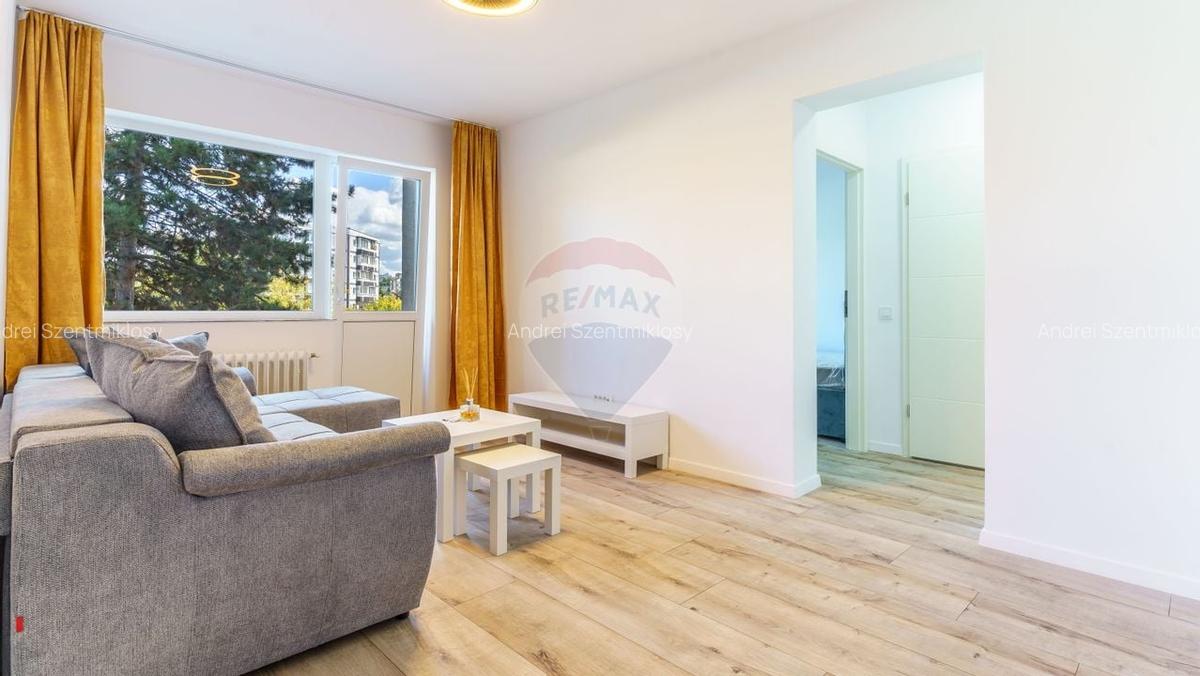 3 camere, totul nou, et 2/4, est, la cheie, comision 0 - 2