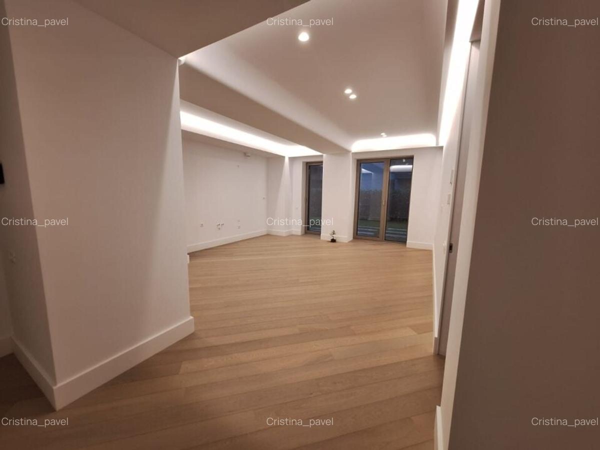 PARTER 3 CAMERE VANZARE CORTINA 126 - 1