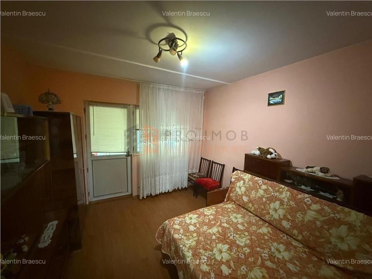 Apartament 3 camere cf 1  semidecomandat zona Micro 3 - 2