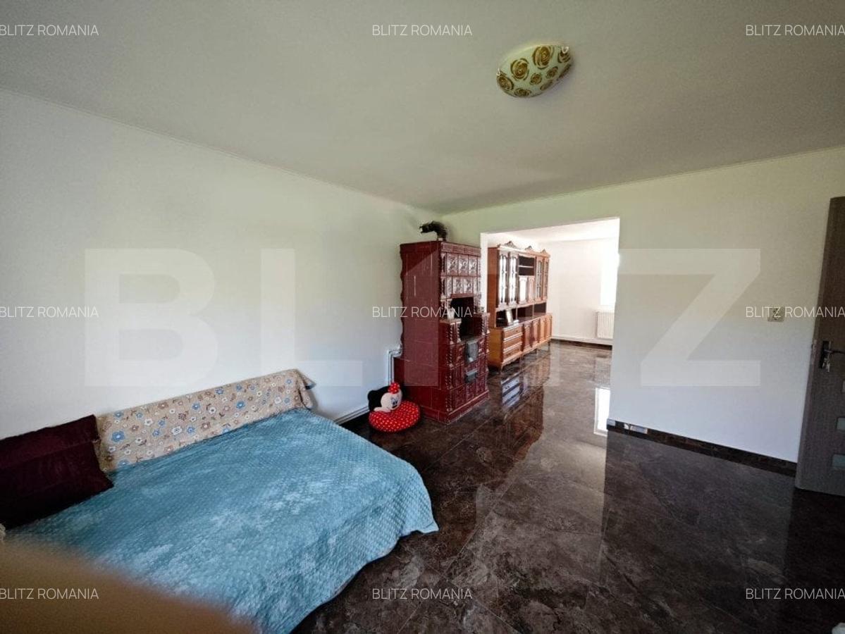 Casa cu 4 camere, 105 mp utili, cu garaj si 500 mp teren, zona Letcani - 5