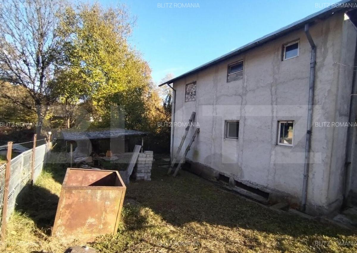 Varfuri Vila S+P+E+M, 7 camere, 2 bai, 127 mp utili - 28