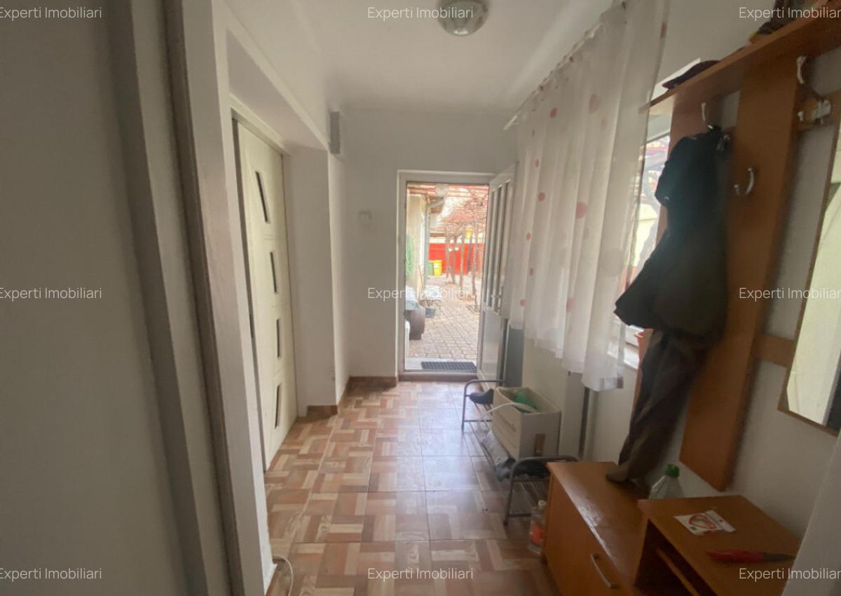 Casa ?i teren 635 mp - zona Stadion Primaverii - 28