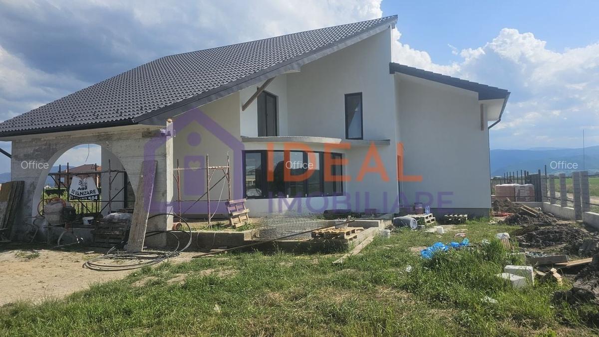Casa Individuala Moderna cu 5 camere si 668 mpu curte, in Cristian - 21