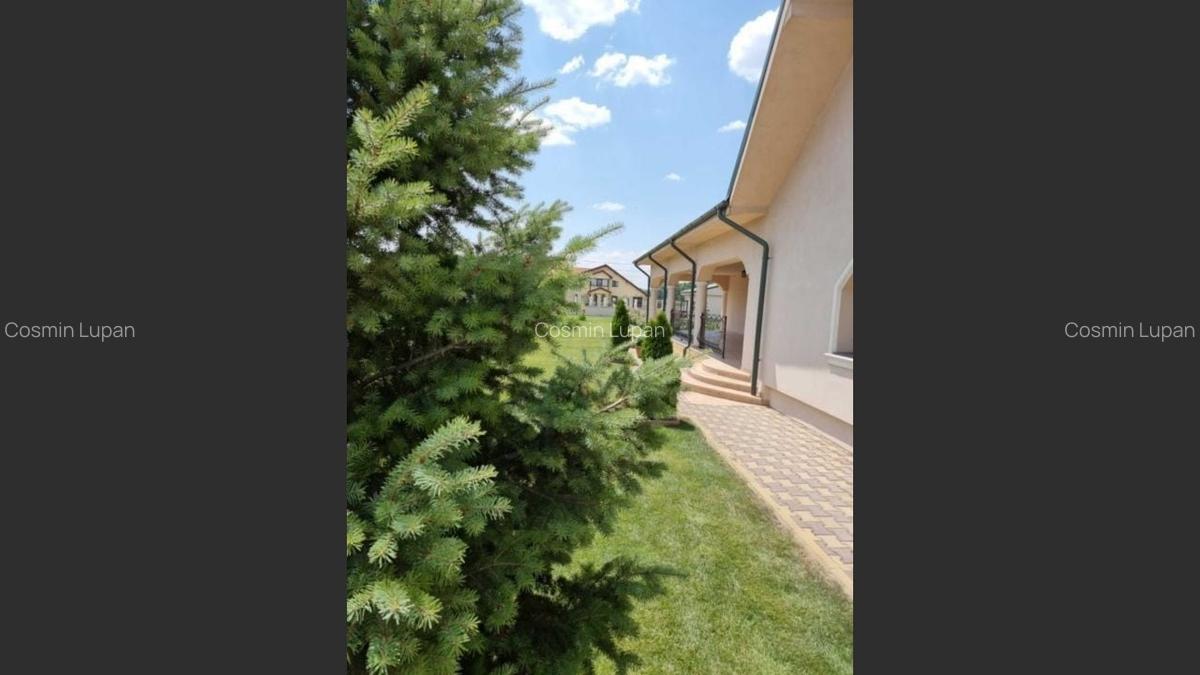 House for sale, 4 rooms in Spătaru - 1