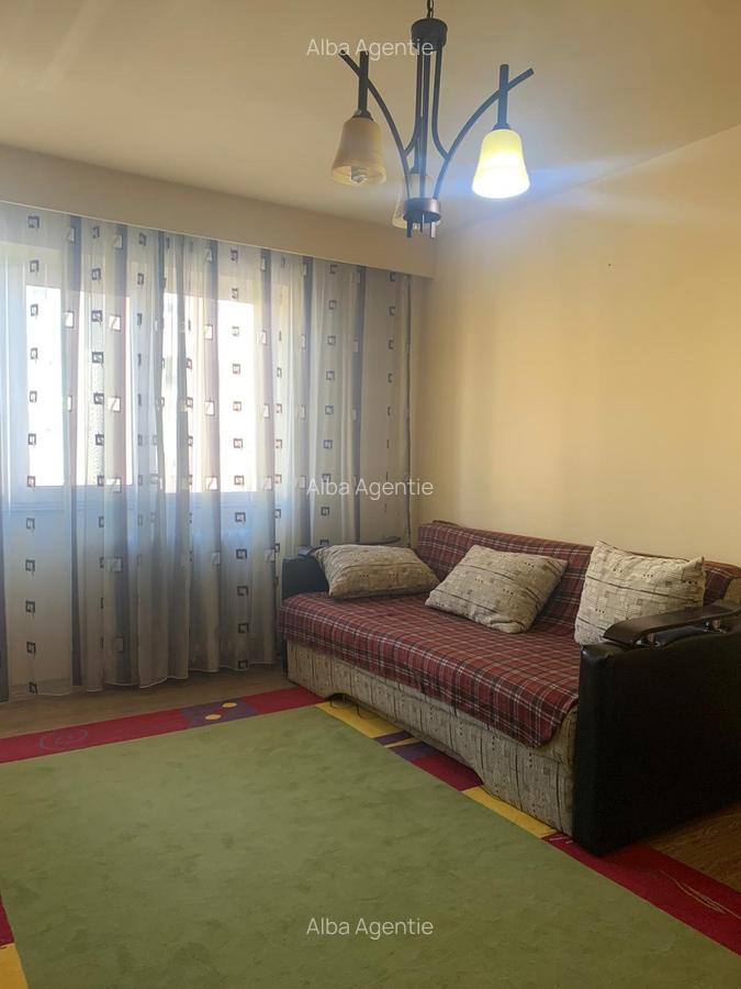 Apartament 2 camere  zona  Cetate - 2