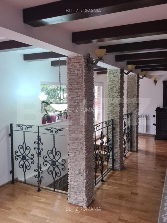 Vila 7 camere, 240mp, 1253mp teren, Fieni - 5