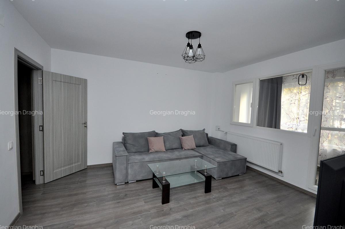 Drumul Taberei 3 minute statia de metrou Favorit inchiriere apartament 2 camere - 4