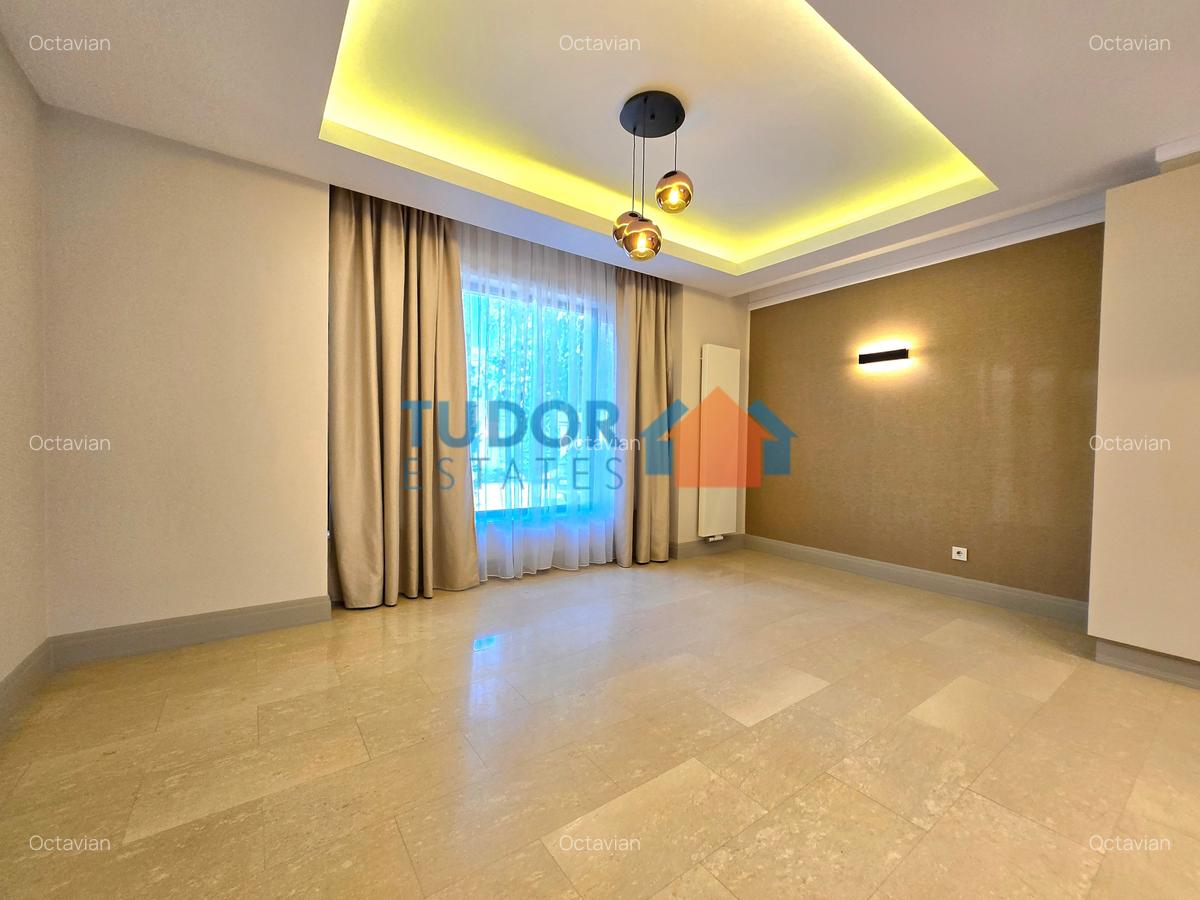 Beautiful Freshly Renovated 3 Bedroom Villa in Oxford Gardens - 4