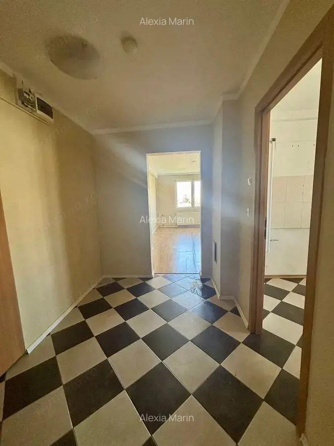 Apartament 3 camere vanzare Crangasi nemobilat - 1