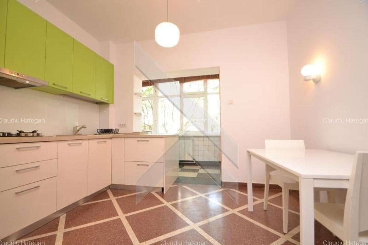 Apartament cu 4 camere semidecomandat, mobilat în Victoriei - 5
