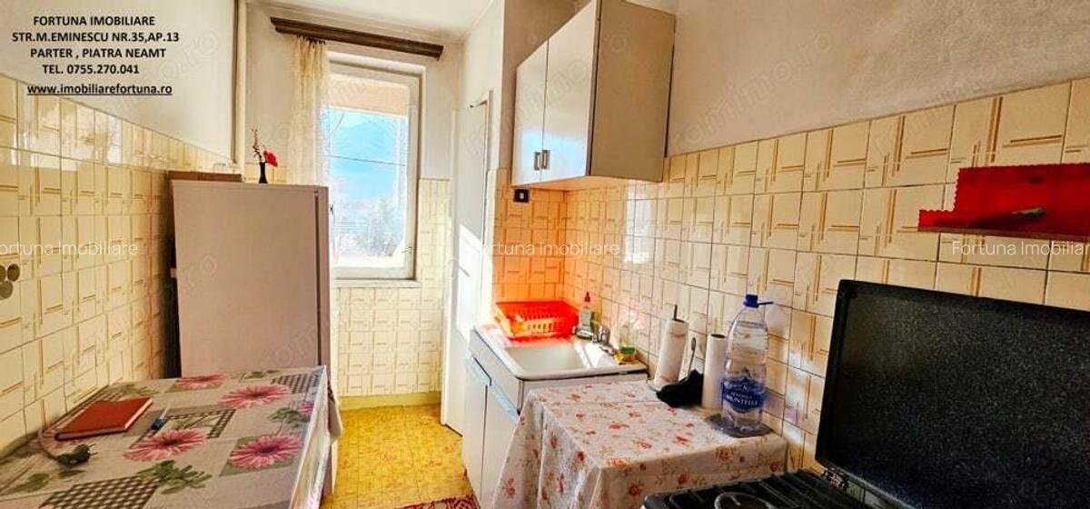 Apartament 4 camere decomandate, etaj 2, in bloc Ultracentral,zona Winmark-Petrodava - 9