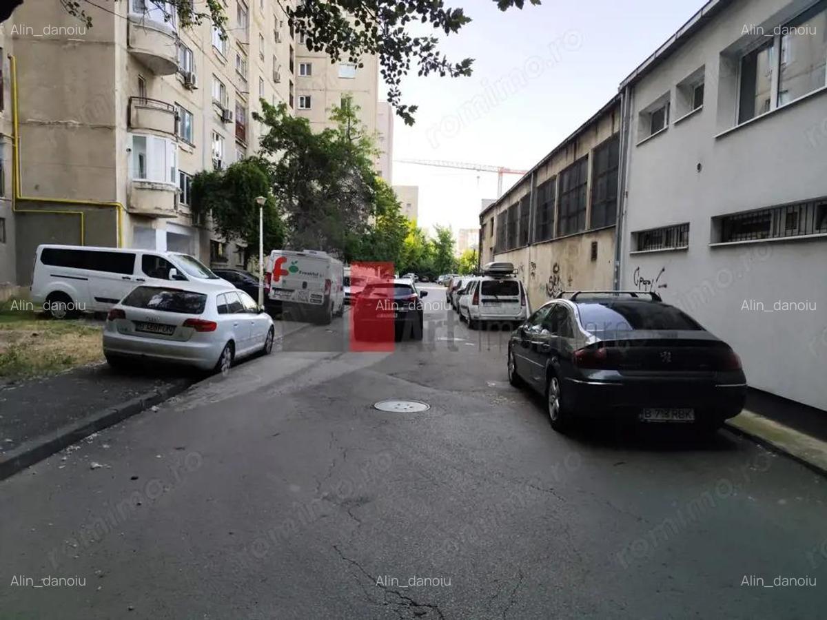 Spatiu comercial de inchiriat in zona Virtutii - 16