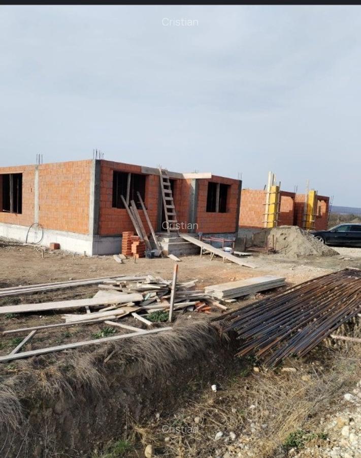 Casa in ro?u O?orhei - 4