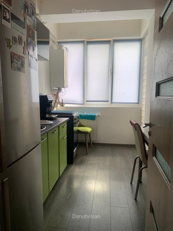 Tomis N-Euromaterna-Bloc Nou Apart 2 cam dec mob preț 83.000 euro - 3