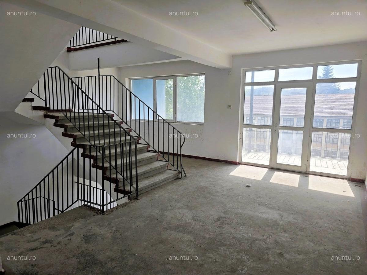 Petrosani, Jud. Hunedoara, Strada Independentei - 9