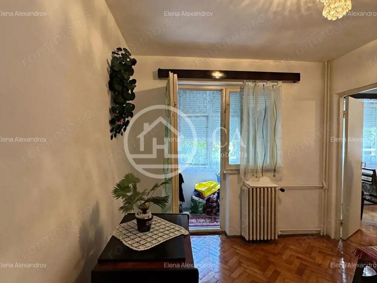 Apartament cu 3 camere de vanzare Str. Seleusului Zona Velenta,Oradea - 3