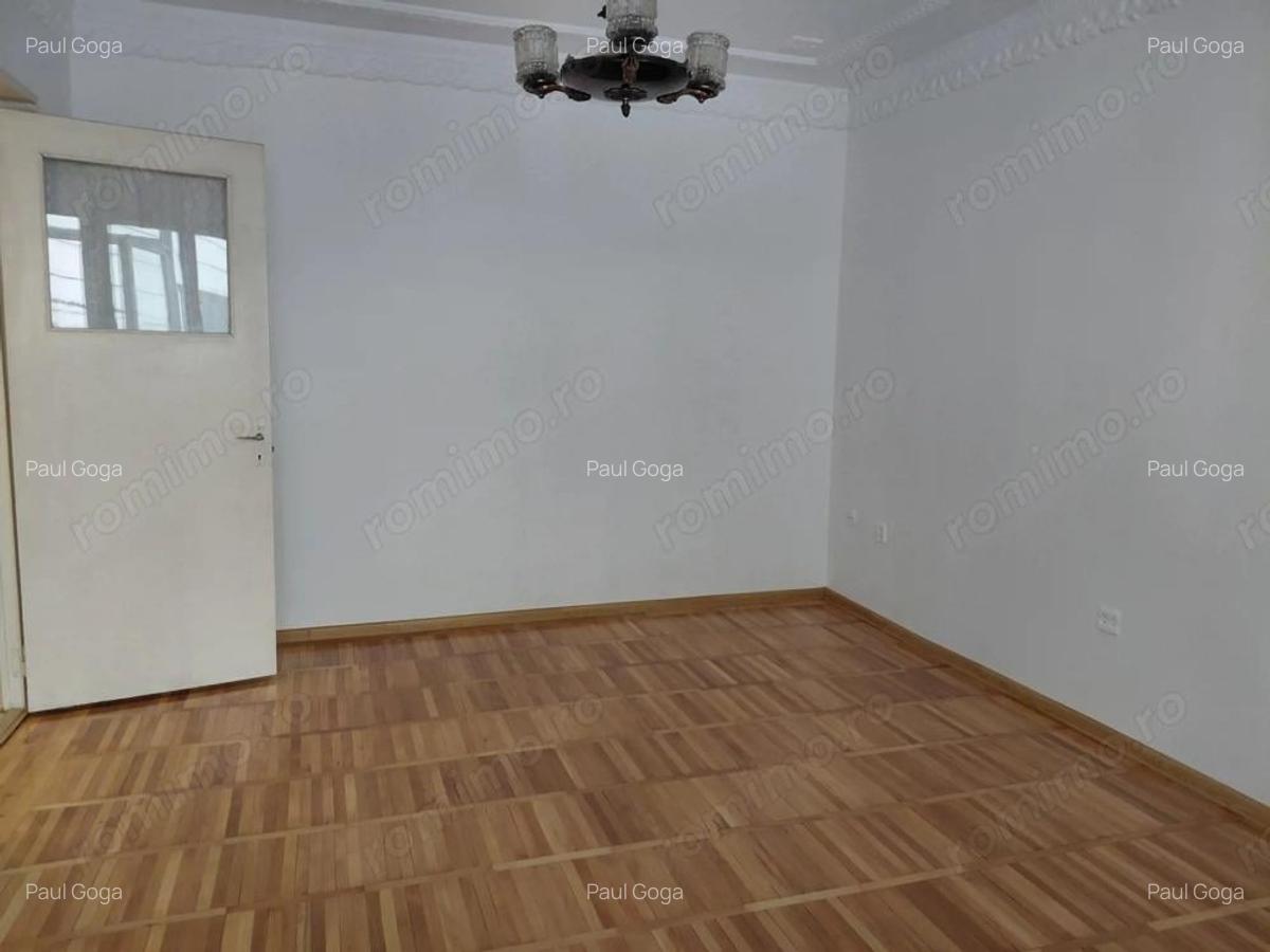 Apartament 2 camere Port, etaj 1/4 3 balcoane, centrala, geam la baie - 13