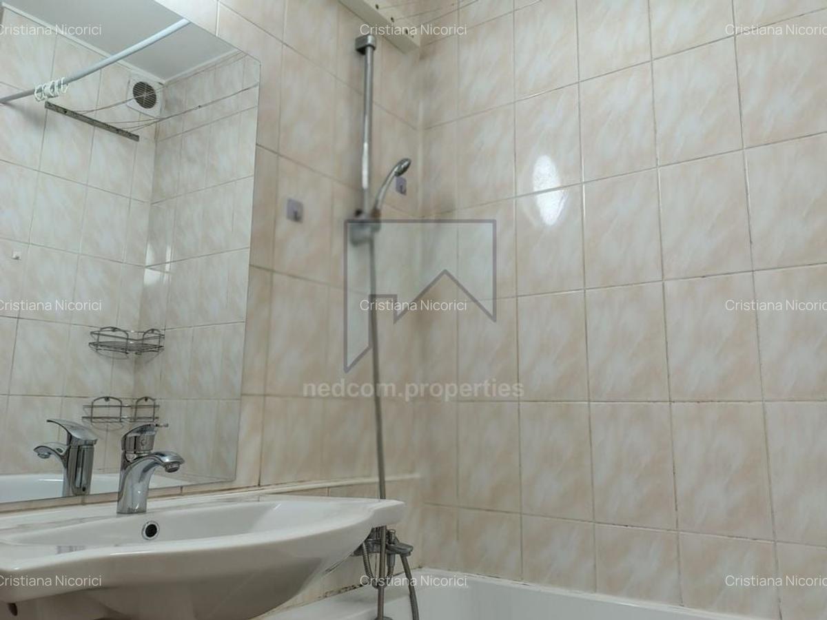 Vanzare apartament de 2 camere Pajura - 5