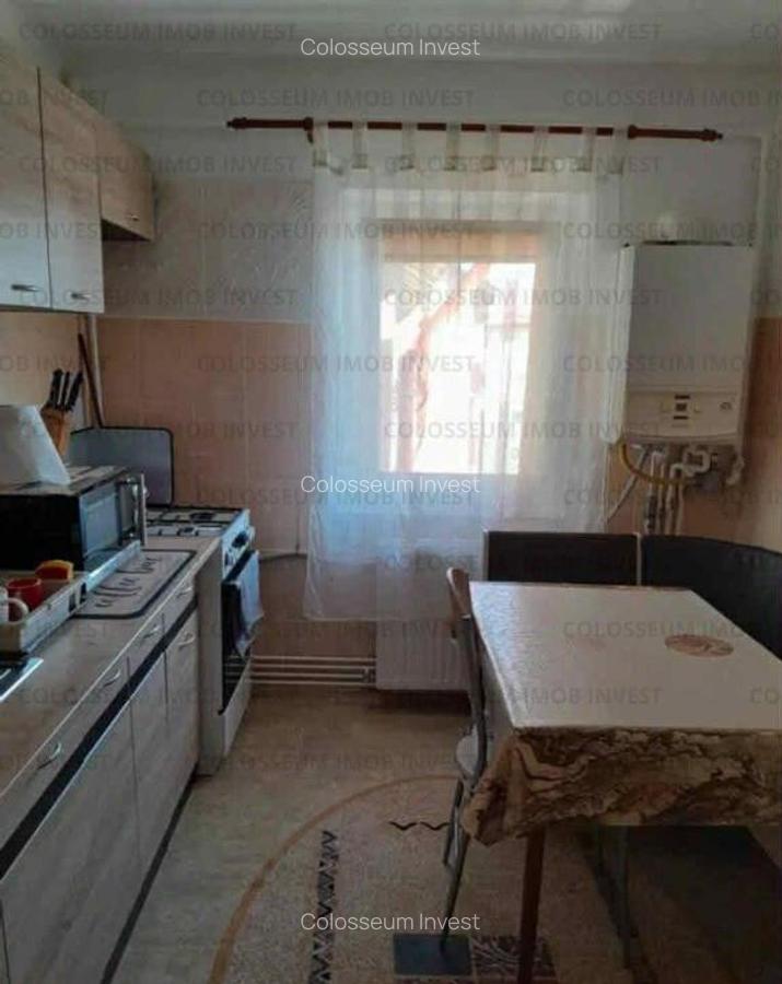 Apartament 2 camere, decomandat - zona Noua - 3