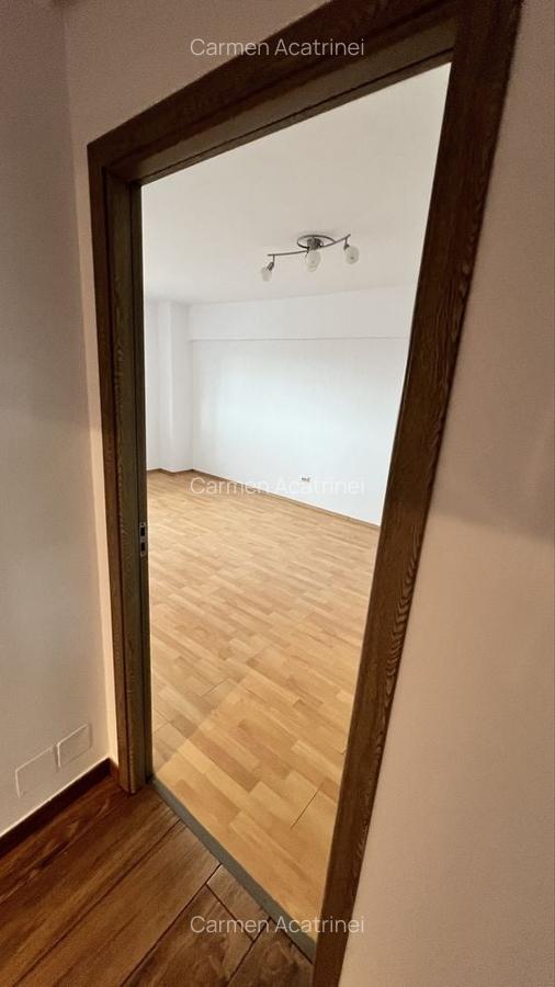 Apartament cu 2 camere decomandat în Noua - 1