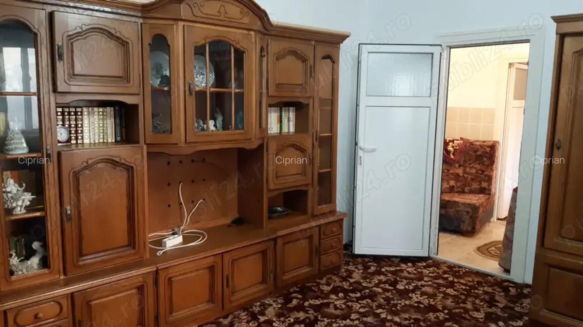 Privat inchiriaza 2 camere mobilate - 2
