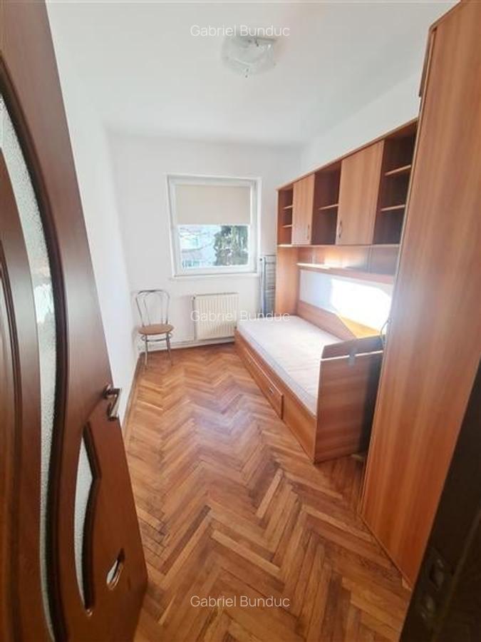 Apartament 3 camere, zona Tractorul - 6