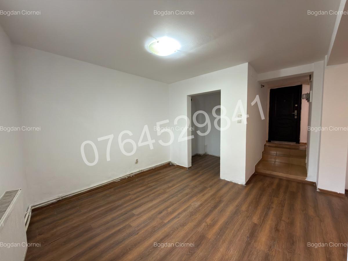 Vanzare garsoniera zona Hala Traian-Calea Călărasilor,Str. Traian 87 - 7