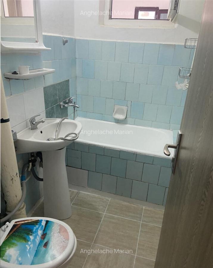 Garsoniera de inchiriat , cartier Sud , decomandata 37 mp , - 1