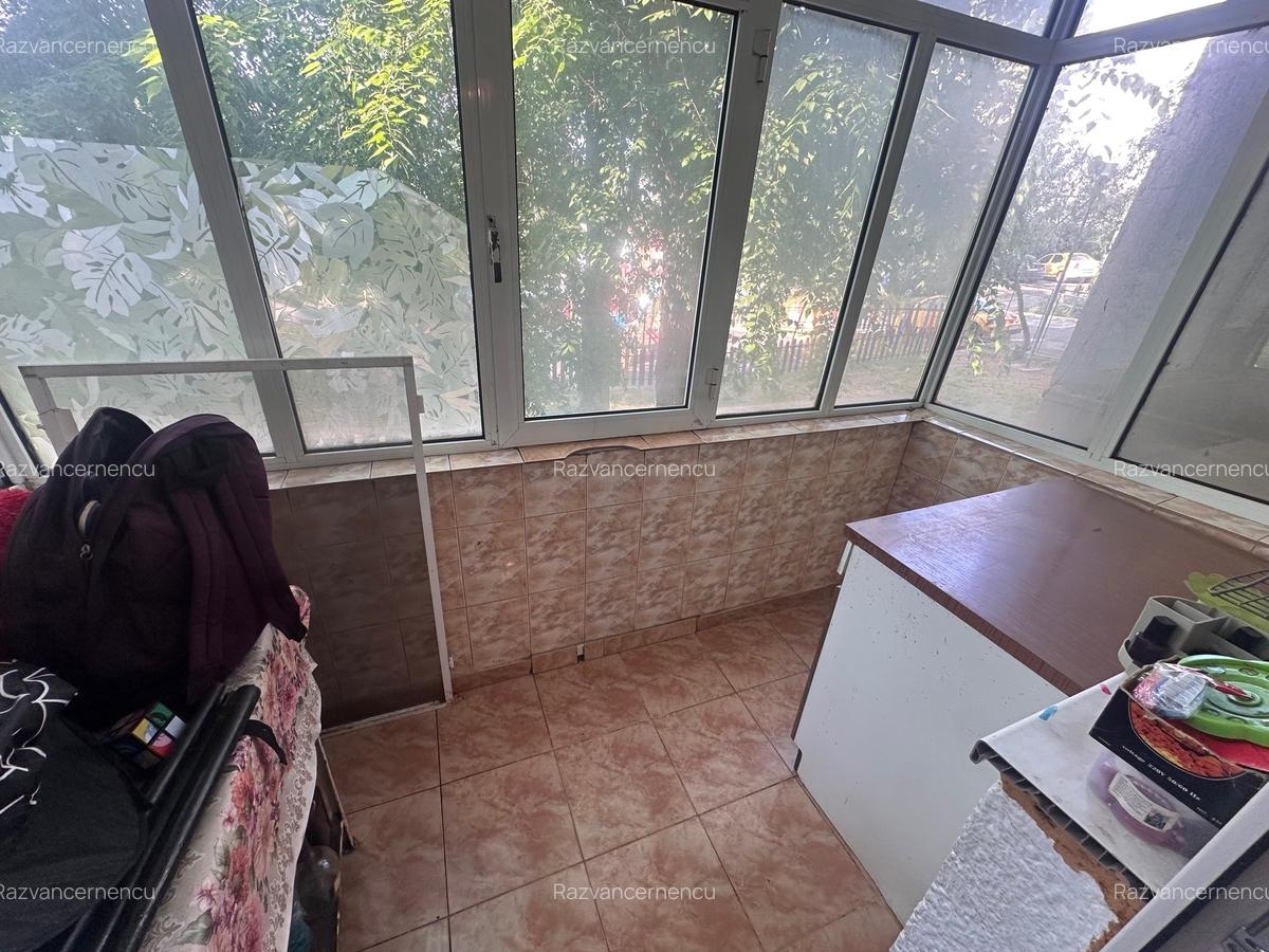 Apartament 3 camere,zona Vest,parter inalt - 9