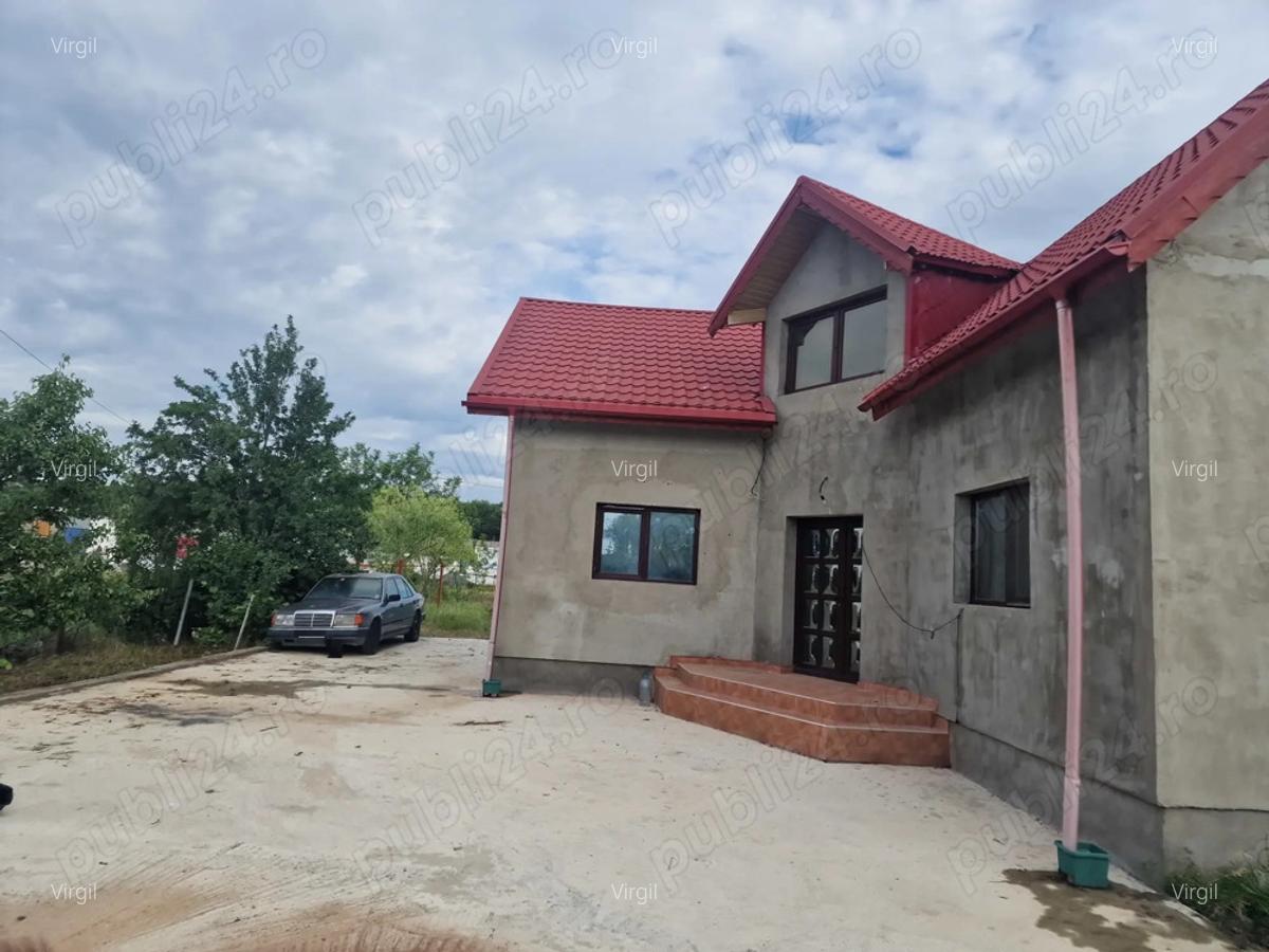 Casa de vanzare in Spataru - 1