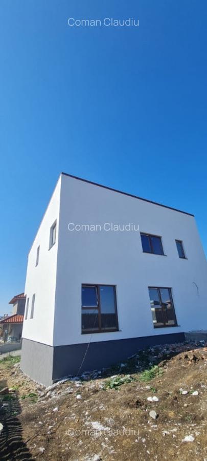 Casa individuala , Dezmir, stil deosebit - 4