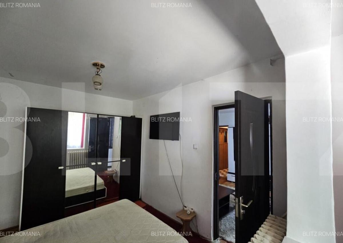 Apartament de vanzare, cu 2 camere, 40 mp, zona Blascovici - 7