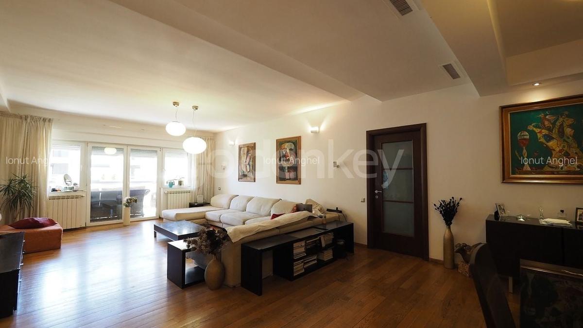 Apartament cu 4 camere semidecomandat, mobilat în Herăstrău - 2