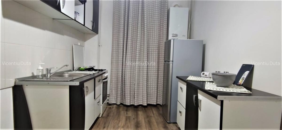 VAND APARTAMENT  DOUA CAMERE CU INTRĂRI SEPARATE - 20